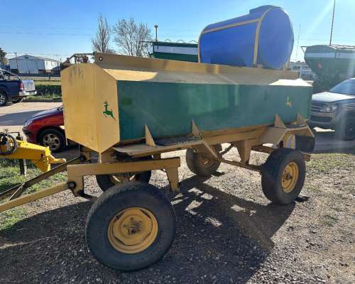 Acoplado Tanque 3000 Litros