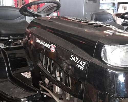 Tractor Corta Césped Yard Machines 19 HP