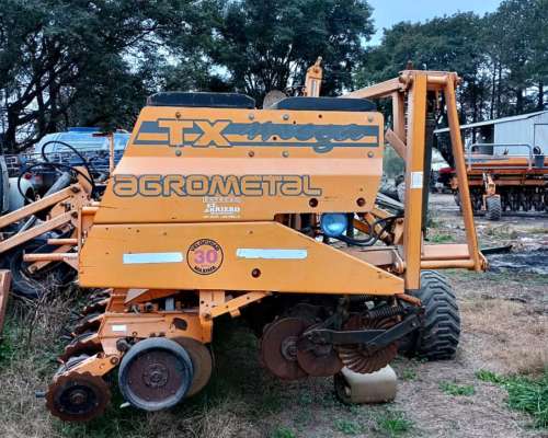 Sembradora Agrometal Txmega Usada