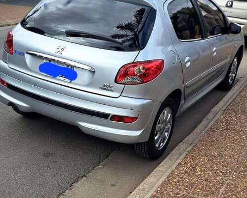 Peugeot 207 Compact Diesel 1.4 HDI
