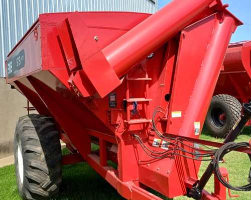 🌾 Tolva BMB – año 2006 🌾