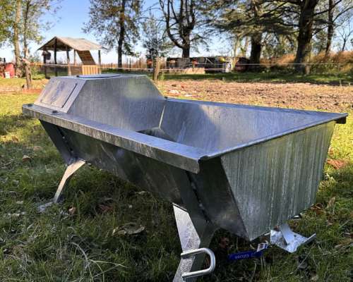 Bebederos / Aguadas de 1.5 Mts Galvanizados en Caliente