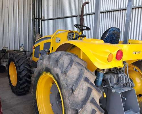 Tractor Pauny 180 D/t, Motor MWM o HS, Caja 12x 12, 2015