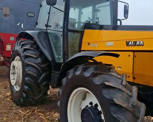 Tractor Valtra BH 140 Doble Traccion