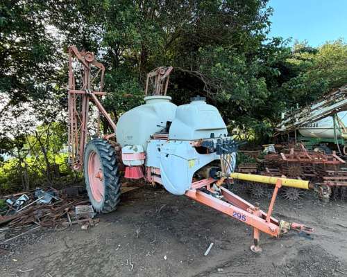 Pulverizador Fumigador Jacto Advance 2000 Lts