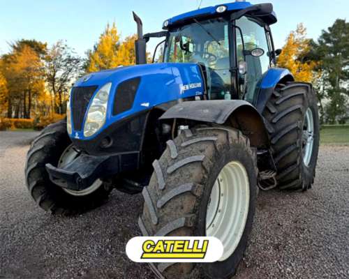 Tractor New Holland T7.215 2015