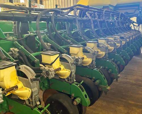John Deere DB66 de 36 a 52. Variable. muy Buena. año 2016