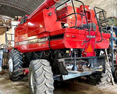 Cosechadora Case IH Axial Flow 2799. año 2015. C/plataformas