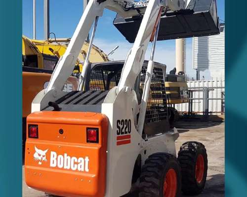 Minicargadora Bobcat S220 (id582)