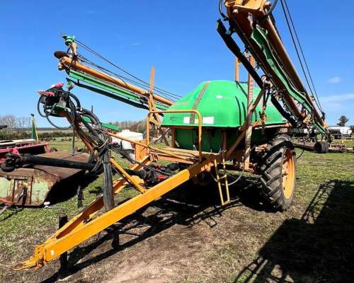 Pulverizador Praba Andariego de 3000 Lts de Capacidad
