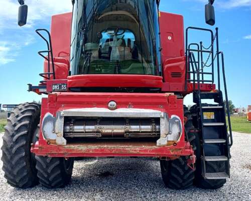 Case IH Axial Flow 8230 - año 2017