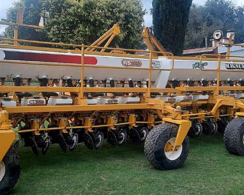 Sembradora Ascanelli de 18 a 52