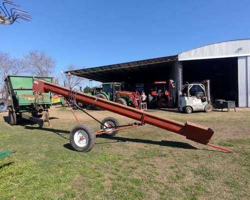 Chimango Elevador de Granos y Pastos. Pierini