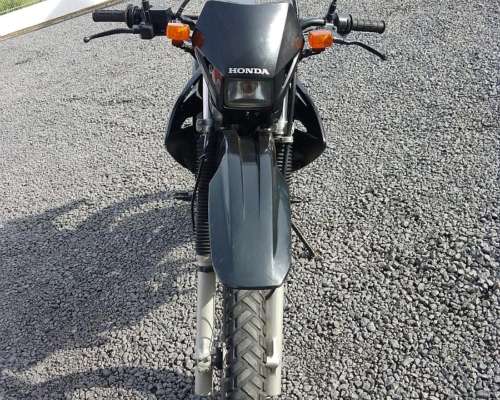 Moto Honda Tornado 250