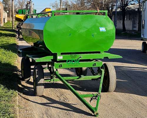 Tanque con Bomba 3000 Lts. Belen