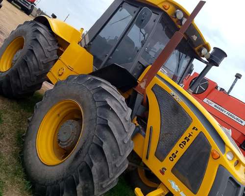 Tractor Pauny P-trac 180 HP 2016 Piloto