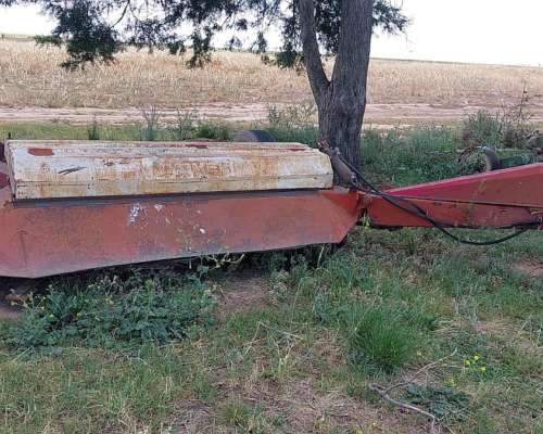 Desmalezadora Hileradora de 2.5 Mts. Marca Yomel.