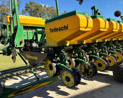 Sembradora Tedeschi M99 Autotrailer Fija 14 a 52,5
