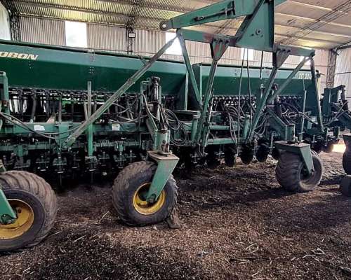 Sembradora Pierobon TD 21-36, Tres Arroyos