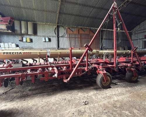 Sembradora Giorgi Precisa 8000 de 24 Lineas a 52