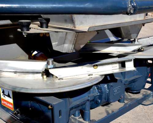 Fertilizadora XS 3000 Eje Simple o Balancin