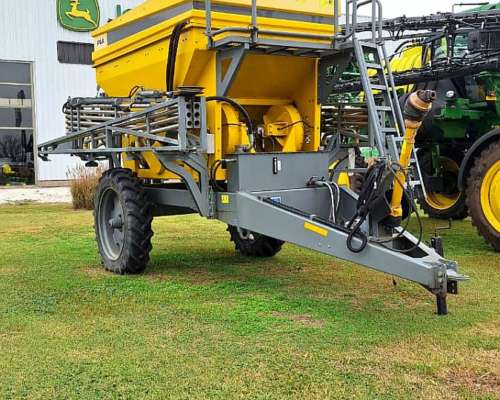 Fertilizadora Pla MLF 6700, Neumática, Variable, 20 Metros