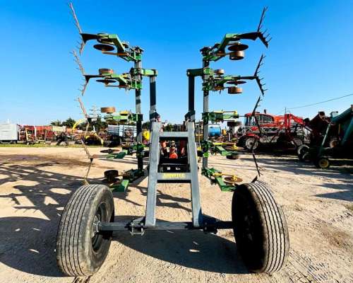 Carpidor Controlador de Malezas Agrotec.
