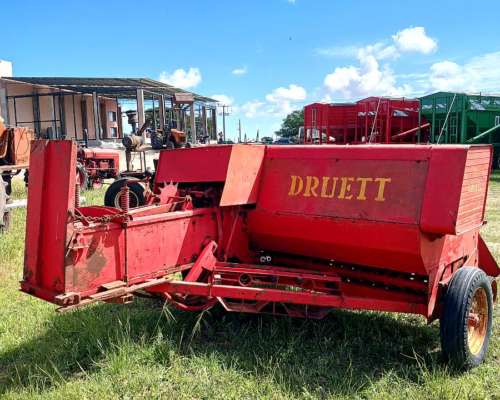 Enfardadora Druett Modelo 80