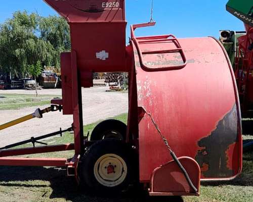 Embolsadora Akron E9250 (em0068)