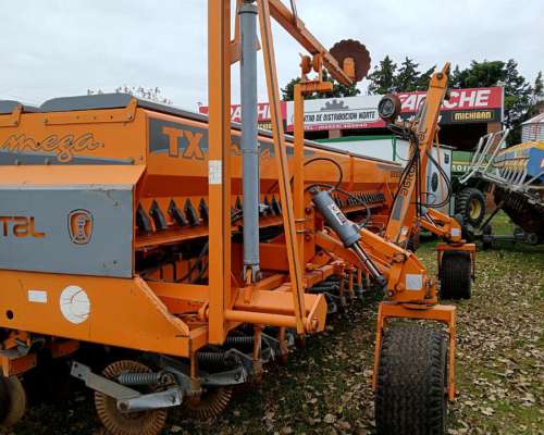 Sembradora Agrometal TX Mega