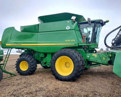 John Deere 9770 Sts. SD 635f. M 6600 HS. R 4700 HS. Piloto