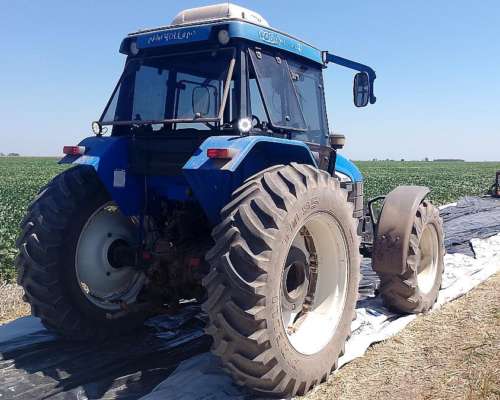 Tractor New Holland TS 120 4X4 año 2008