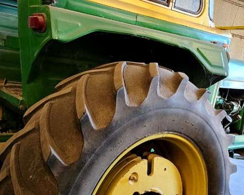 John Deere 3530 muy Lindo