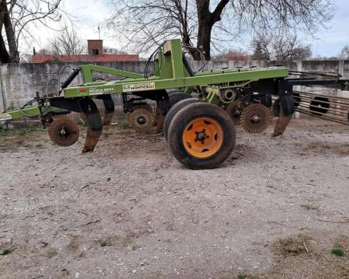 Subsolador Paratil Monticelli – Semi-nuevo