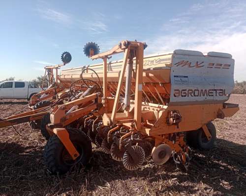 Sembradora de 33 a 21 Agrometal