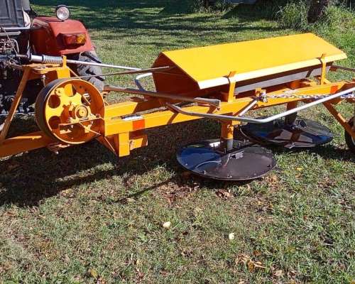 Segadora de Discos para Henificacion , Pasturas y Alfalfa
