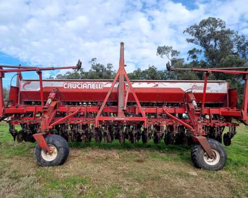 Sembradora Crucianelli 3520, Balcarce, Disponible