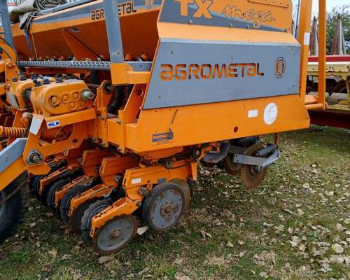 Sembradora Agrometal TX Mega