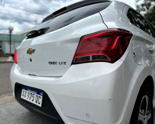 Chevrolet Onix 1.4 Nafta Manual LTZ año 2017 Impecable