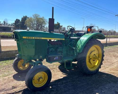 Tractor John Deere 2420