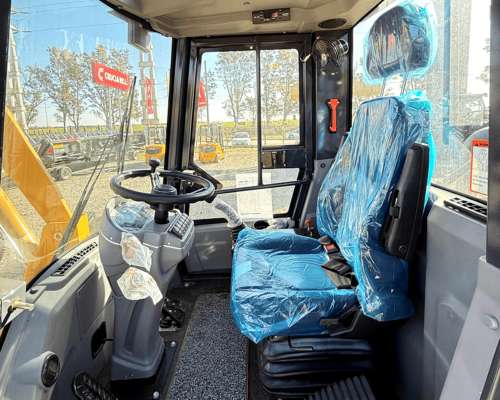 Pala Cargadora TK 930 e - Peso OP: 4.000 Kg