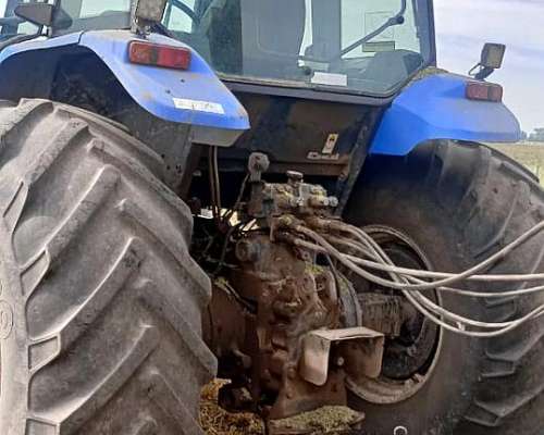 Tractor New Holland - TM 7040 - 2008 -180 HP Semi Powershift
