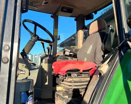 Tractor Jonh Deere 6130j