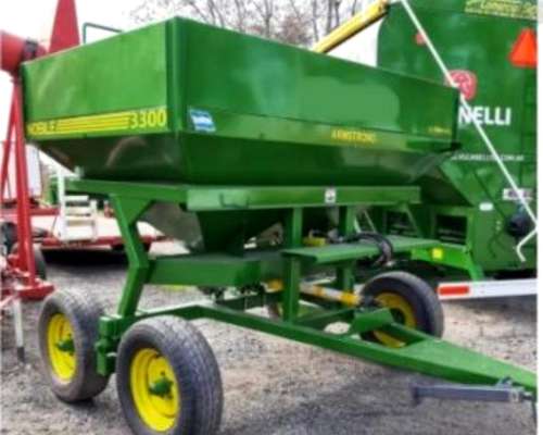 Fertilizadora Arrastre el Pampa 3300 Lts