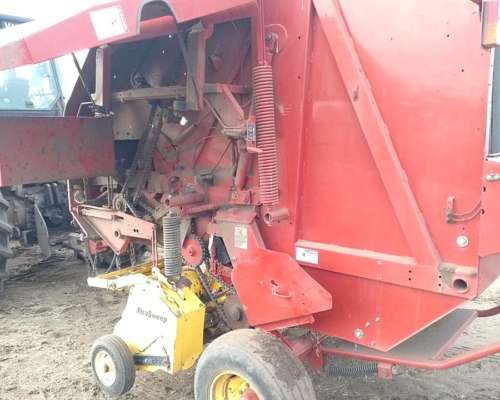 Rotoenfardadora New Holland BR7070 Rollo 1,20 2012 2931 Roll