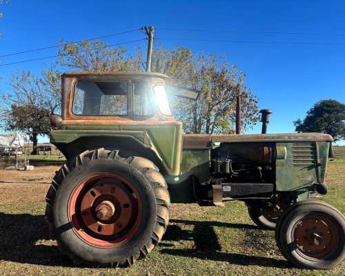 Tractor Deutz año 1979 . con Batería