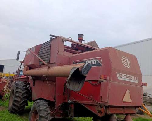 Vassalli V1200 con Motor Deutz