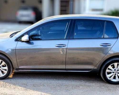 Volkswagen Golf VII 1.4 TSI Comfortline 2017naft $22.599.000