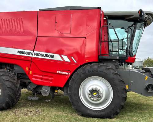 Massey Ferguson 9795 con Drapper 40 Pies