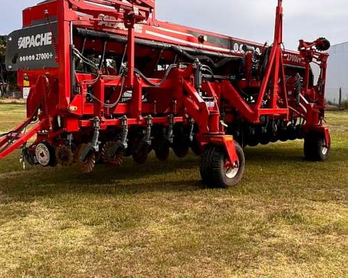 Sembradora Apache 27000+ con Precision Planting